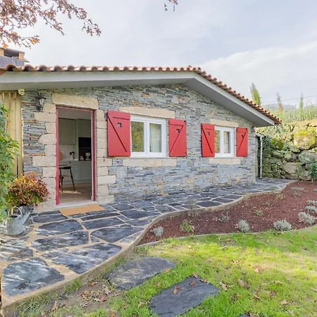 - Quinta Da Giesteira Quiet With Private Outdoor In Penafiel, Oporto Nyaraló *