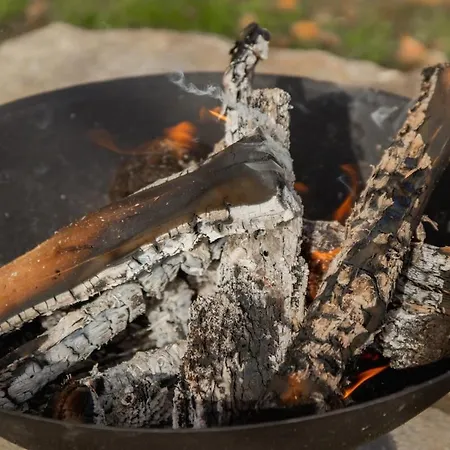 - Quinta Da Giesteira Quiet With Private Outdoor In Penafiel, Oporto Nyaraló