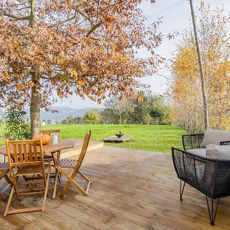 - Quinta Da Giesteira Quiet With Private Outdoor In Penafiel, Oporto Feriehus